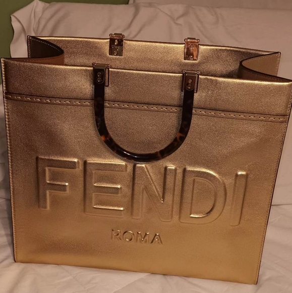 Fendi Sunshine Tote Gold - Picture 6 of 8